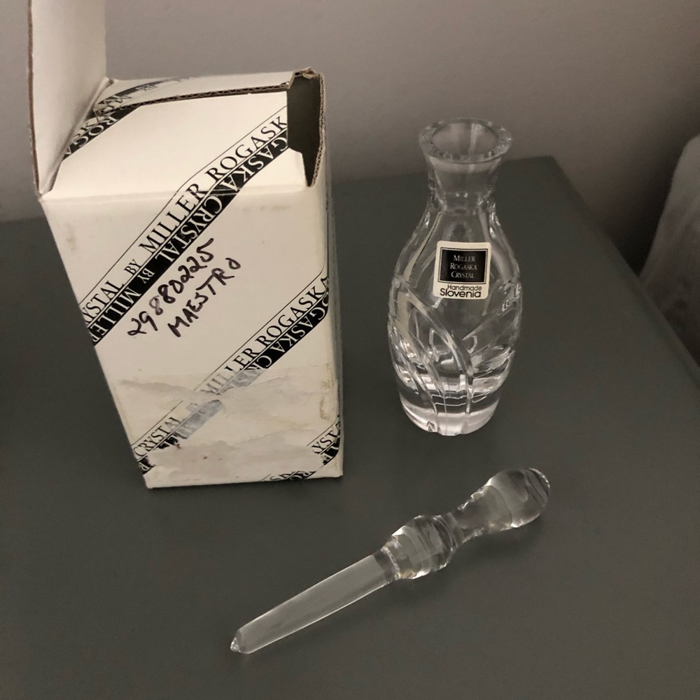 Never used - Miller Rogaska Crystal perfume bottle